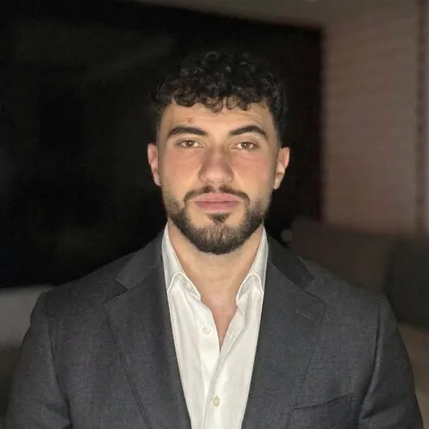 Yiğit Dilber, NeuroProtocol kurucusu, portre fotoğrafı.